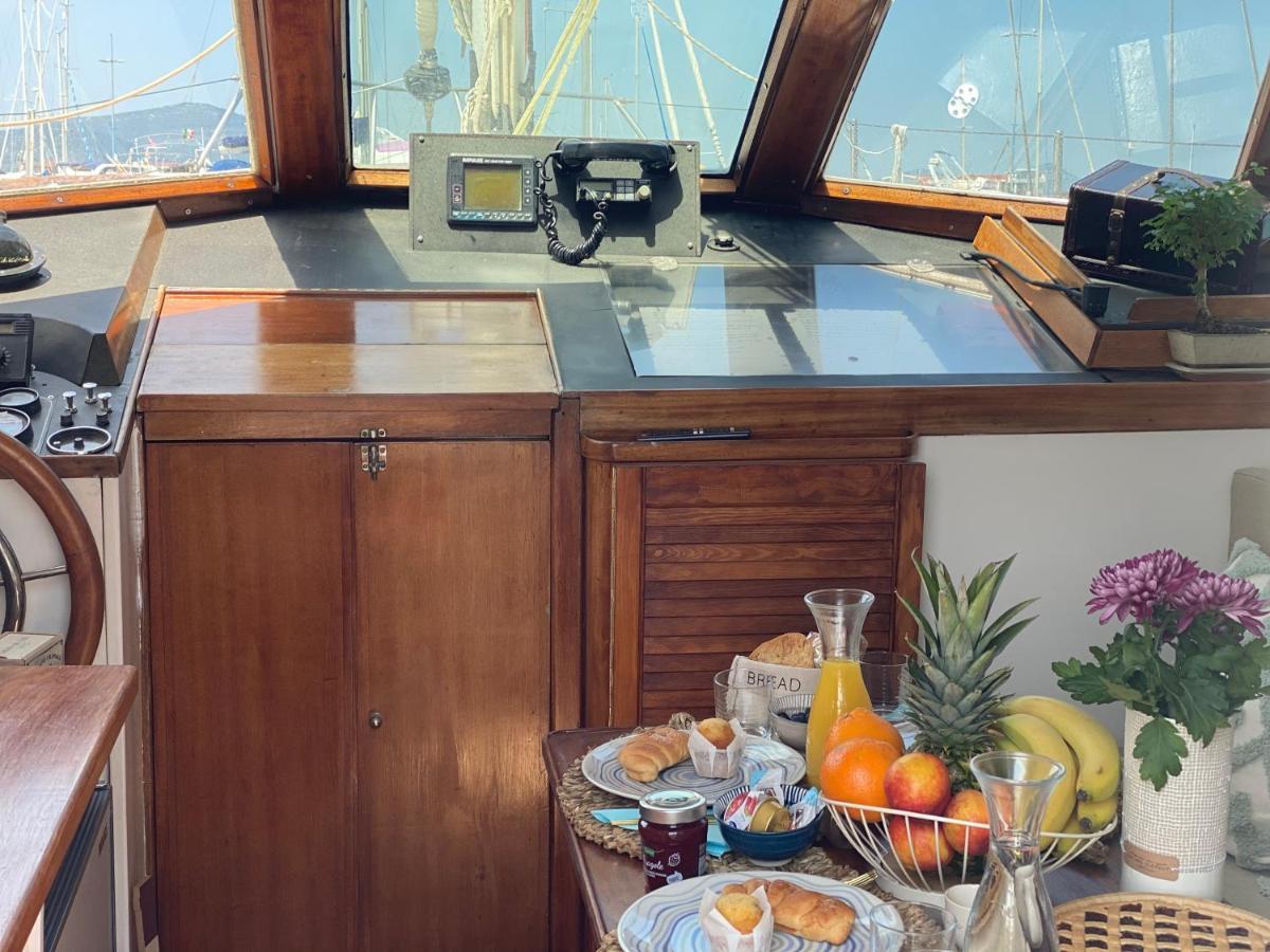Hotel Sailing Nights Boat&Breakfast Alghero Esterno foto