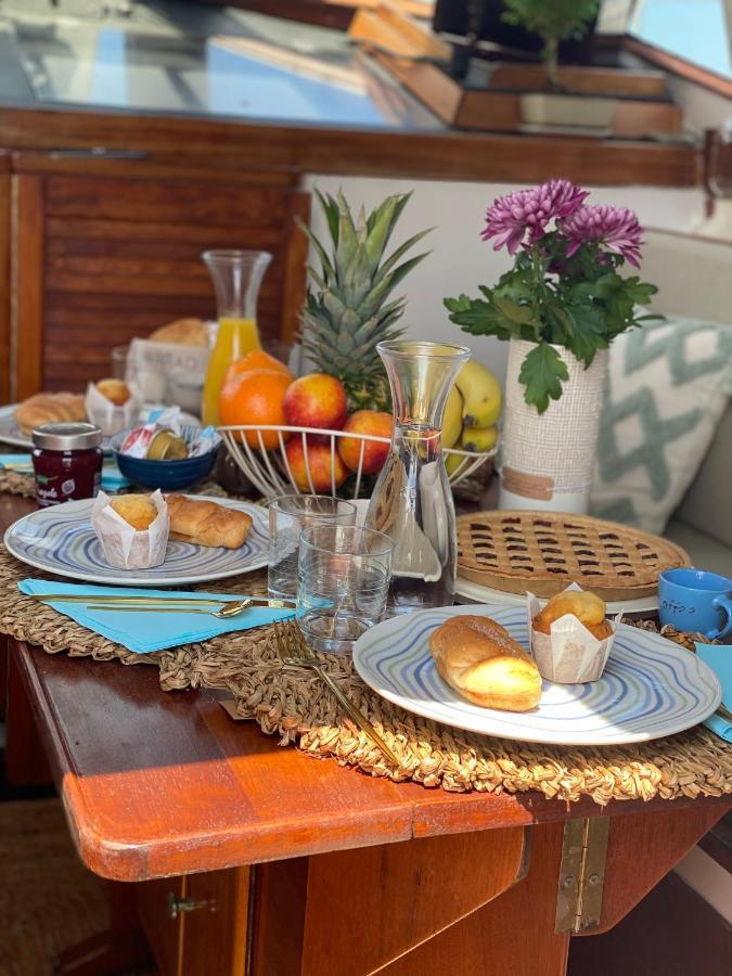 Hotel Sailing Nights Boat&Breakfast Alghero Esterno foto
