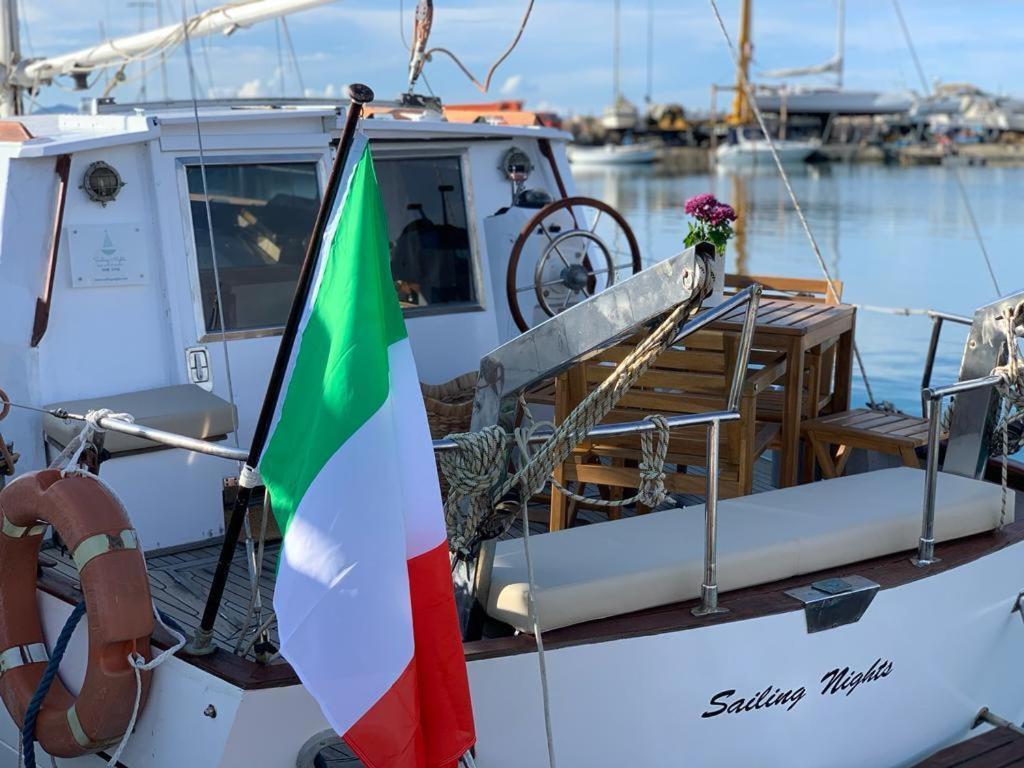 Hotel Sailing Nights Boat&Breakfast Alghero Esterno foto